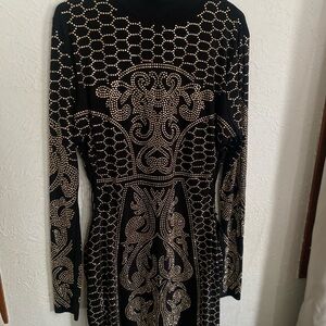 Fashion Nova Black and Cream Long Sleeve Sheath Dress